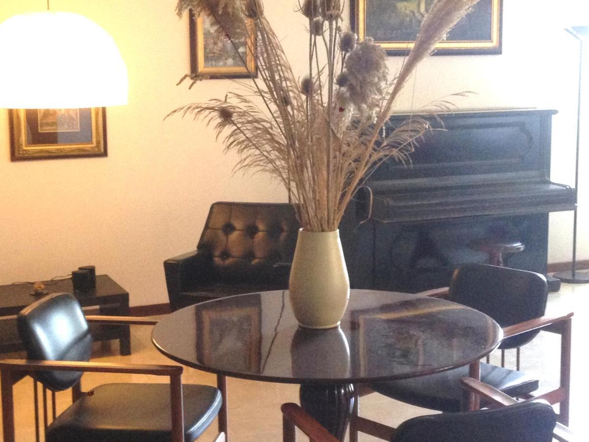 B&B Hollywood Olivadi Extérieur photo
